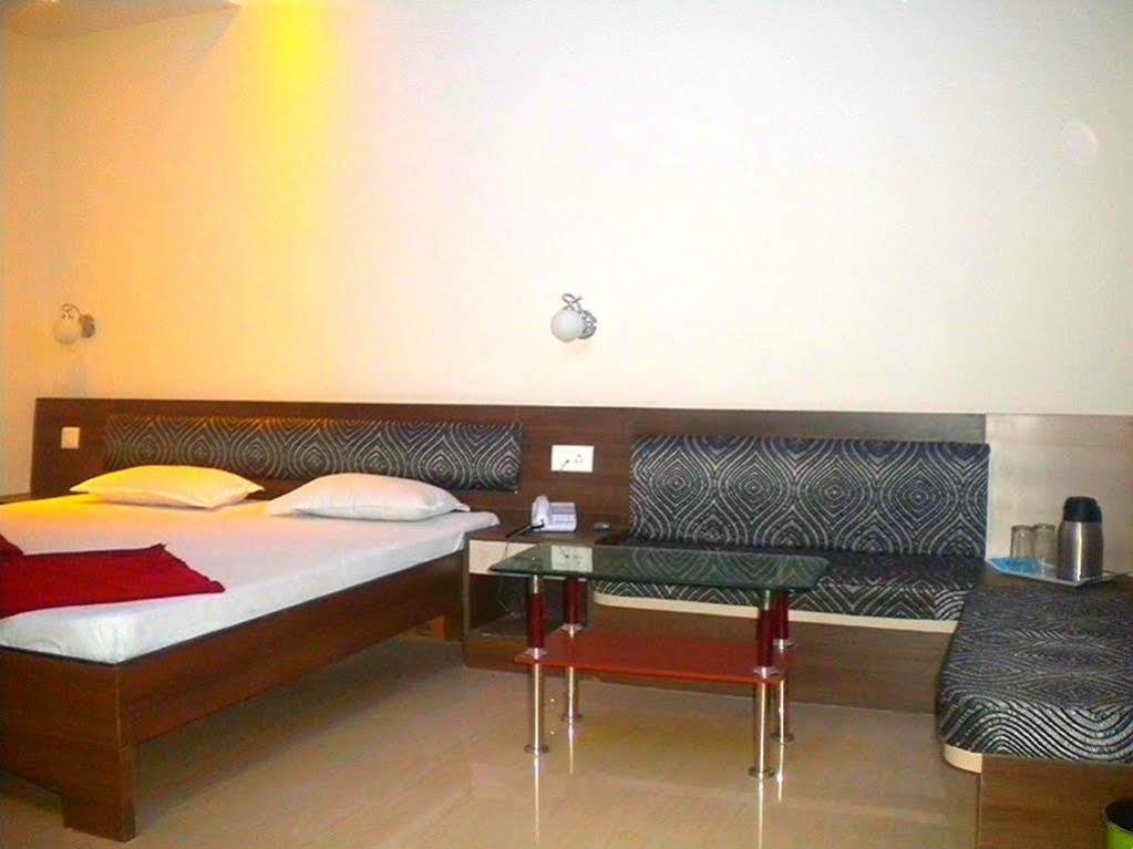 Hotel Sagar Castle Ratlām Εξωτερικό φωτογραφία